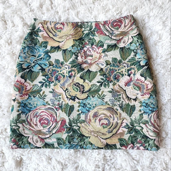 & Other Stories Floral Jacquard Mini Skirt - Picture 7 of 10